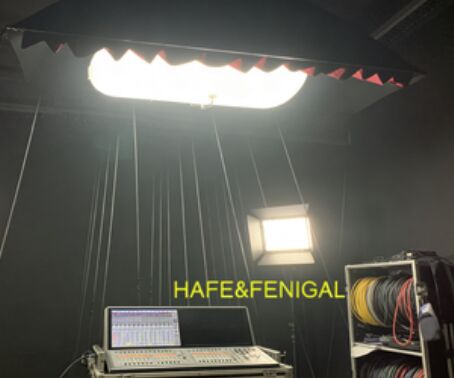 Balão de iluminação de tungstênio de tubo   20kW Ø3.2m × 8m para preenchimento linear suave no cinema e na televisão